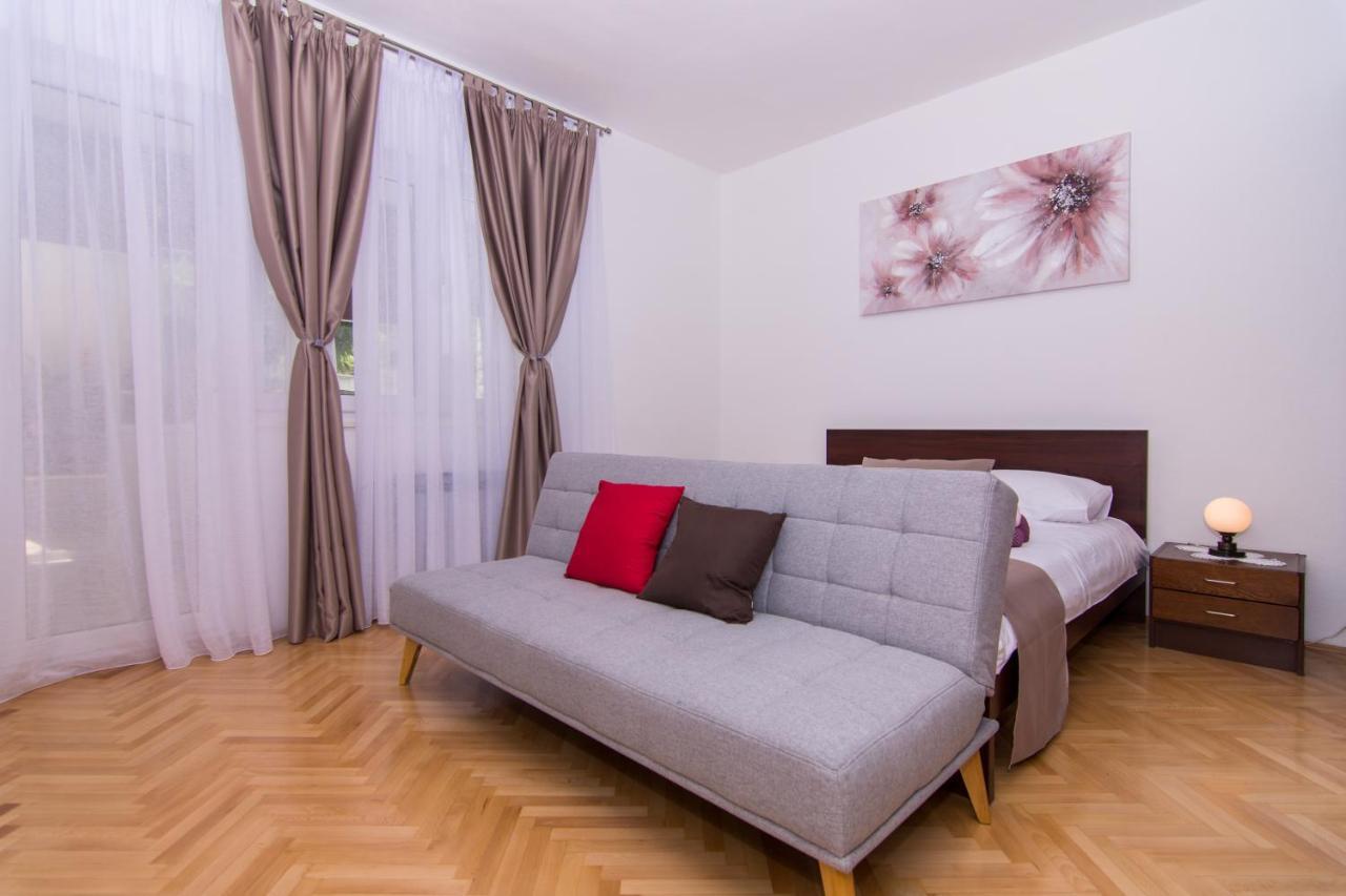 Apartmani Mlacic Donji Okrug  Exterior photo